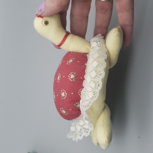 Vintage turtle pin cushion - Picture 3 of 8